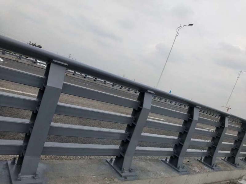 橋（qiáo）梁護欄
